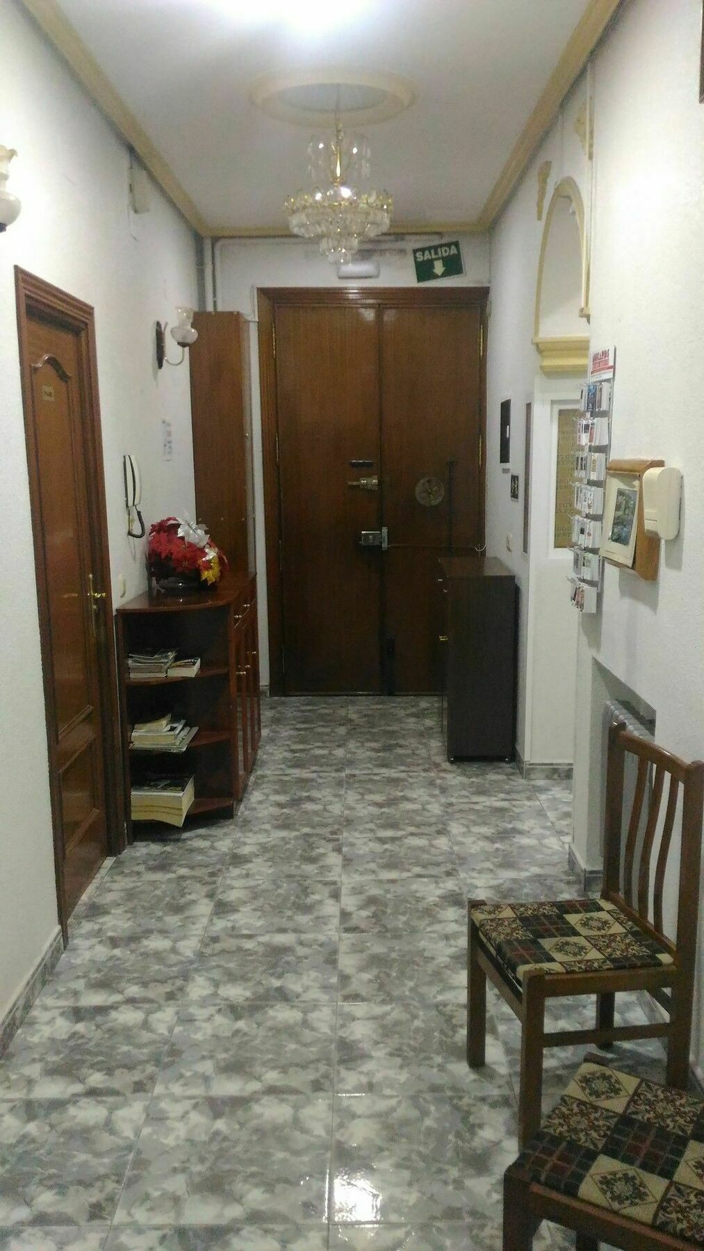 Hostal Palacios Fuencarral Madri Exterior foto